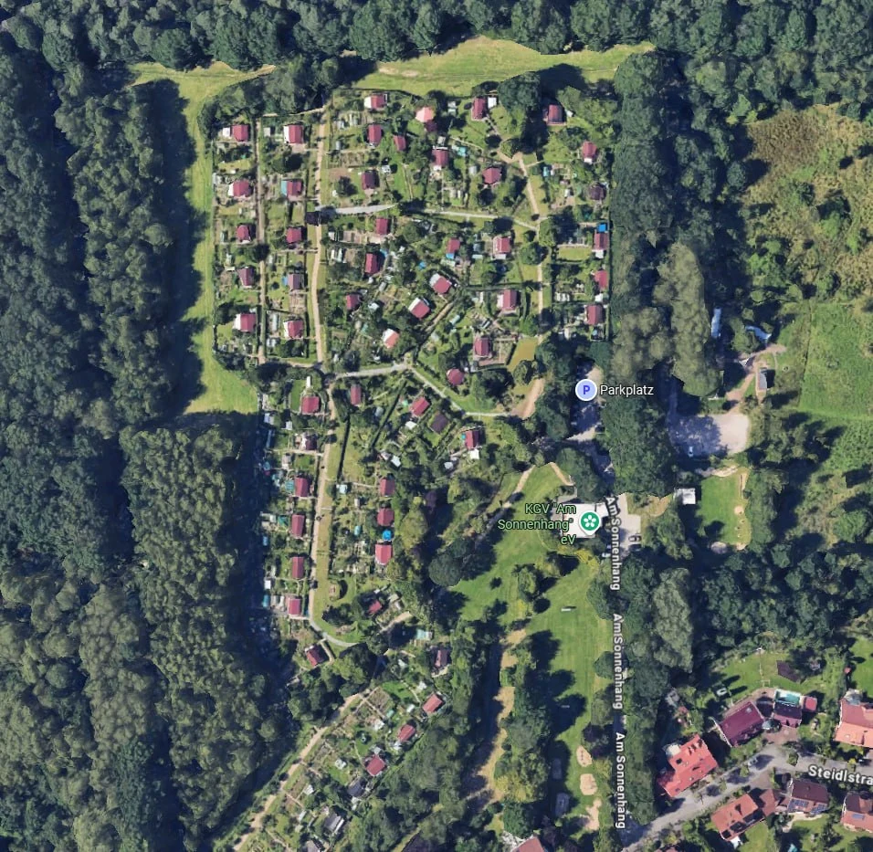 Luftbild der Kleingartenanlage KGV Am Sonnenhang mit Parkplatz an der Steidlstraße und Gelände am Am Sonnenhang